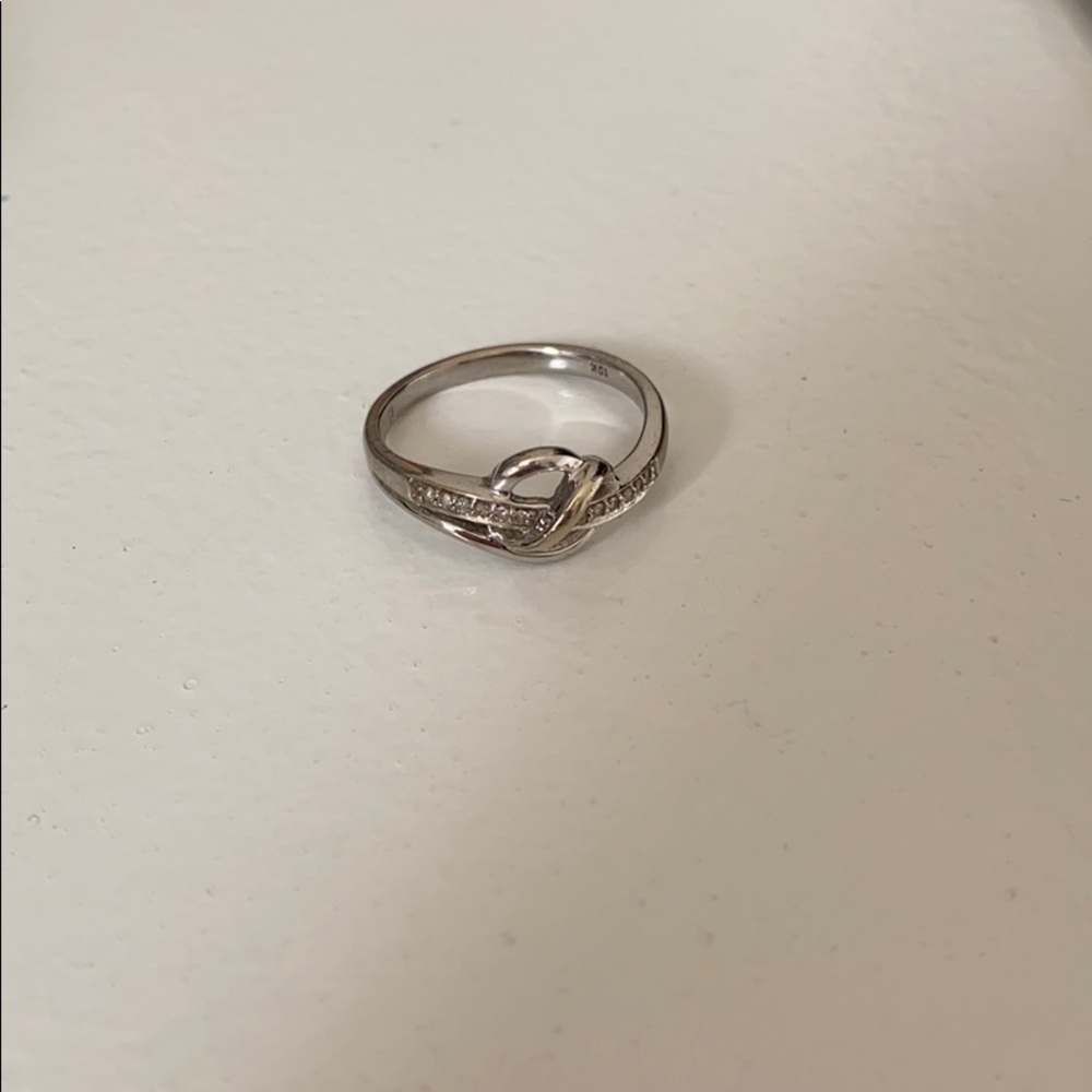 Diamond ring